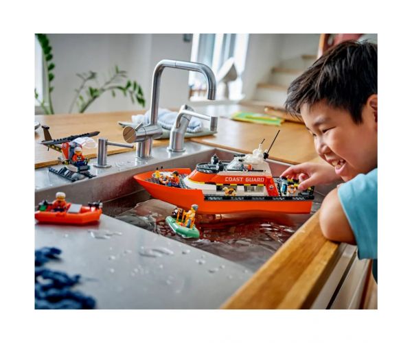 LEGO® City: Parti őrség mentőcsónak és helikopter (60504)