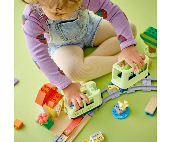 LEGO® DUPLO®: Interaktív kalandvonat (10427)