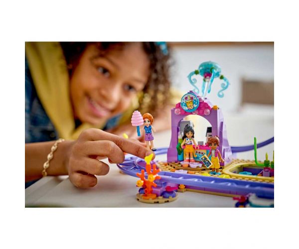 LEGO® Friends: Hableányos hullámvasút (42703)