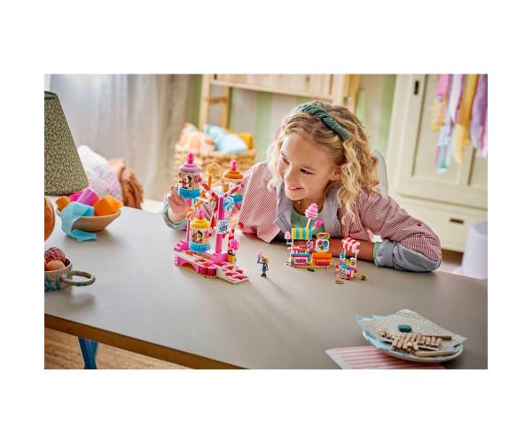 LEGO® Friends: Cukorkával és muffinnal díszített óriáskerék (42700)