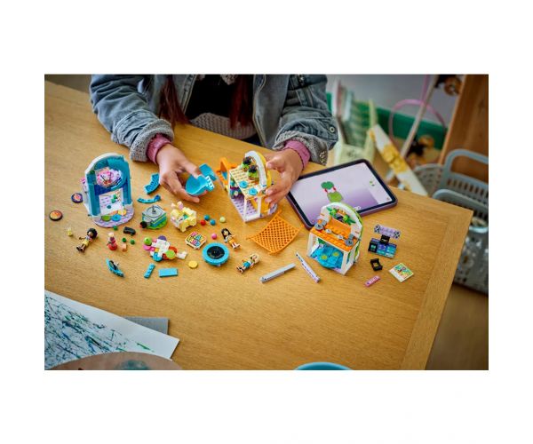 LEGO® Friends: Vidám játszóház (42686)