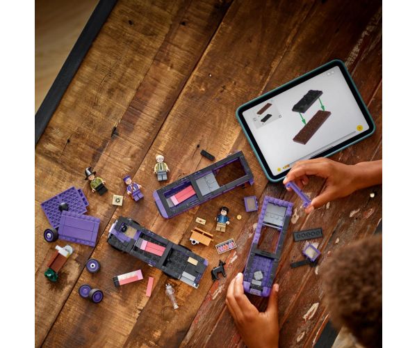 LEGO® Harry Potter™: Kalandok a Kóbor Grimbusz™-on (76446)