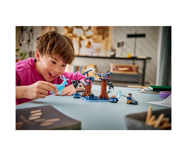 LEGO® Harry Potter™: A Tiltott Rengeteg: Expecto Patronum (76475)