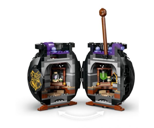 LEGO® Harry Potter: Üst: Titkos bájitaltanóra-terem (76464)