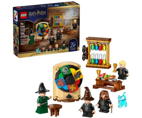 LEGO® Harry Potter: Roxfort™ kastély: A Teszlek Süveg kiválasztási ceremóniája (76460)