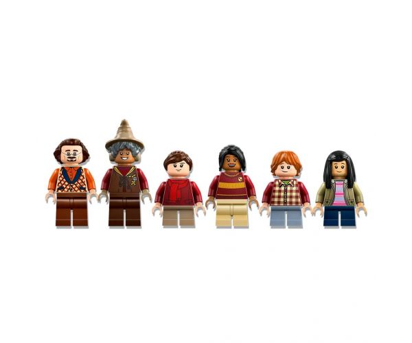 LEGO® Harry Potter: Kviddics™ a javából sportszaküzlet és a Fagylaltszalon (76452)