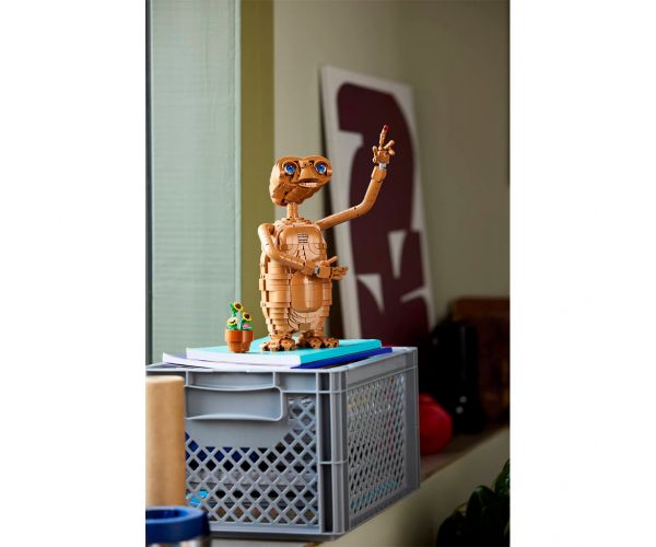 LEGO® Ideas: E.T. the Extra-Terrestrial (21370)