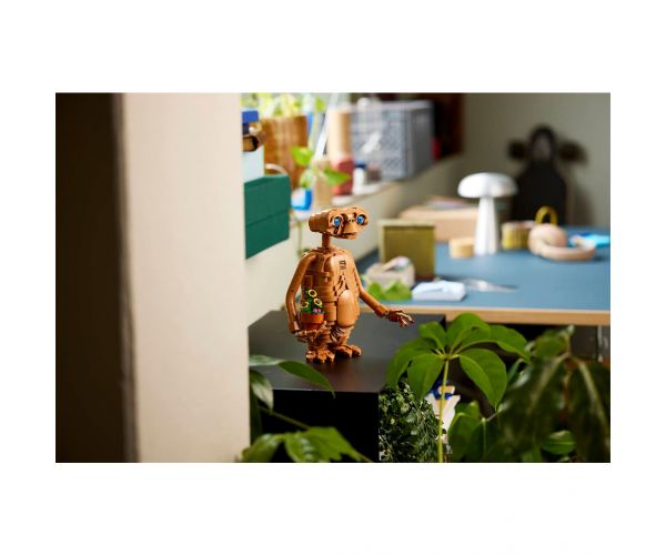 LEGO® Ideas: E.T. the Extra-Terrestrial (21370)