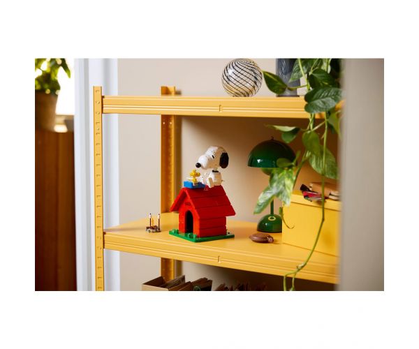 LEGO® Ideas: Peanuts: Snoopy kutyaháza (21368)