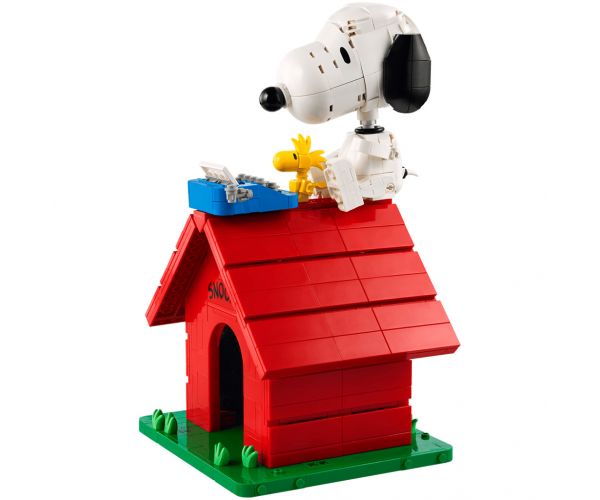 LEGO® Ideas: Peanuts: Snoopy kutyaháza (21368)