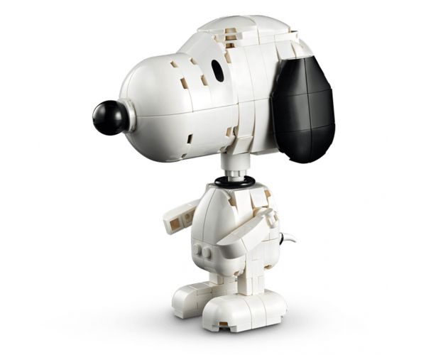 LEGO® Ideas: Peanuts: Snoopy kutyaháza (21368)