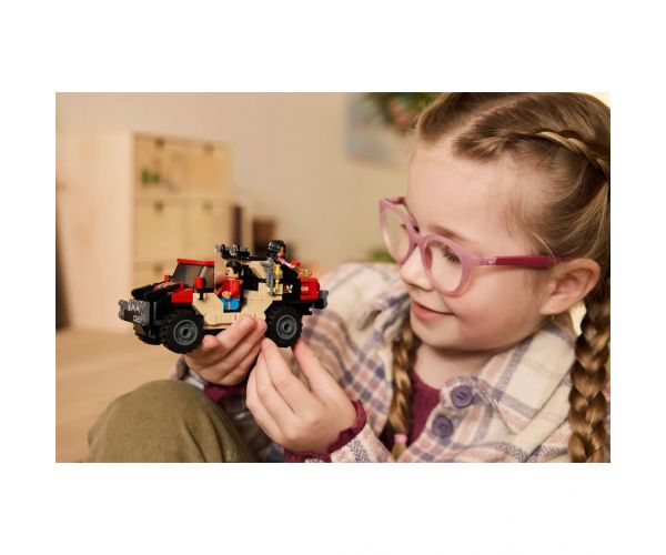LEGO® Jurassic World: Terepjárós menekülés a raptor elől (76972)