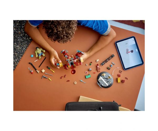 LEGO® Marvel: Hulkbuster és Hulk óriási csatája (76343)