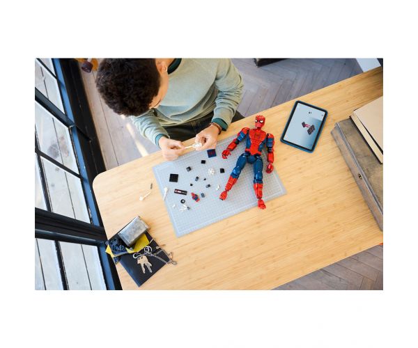 LEGO® Marvel: Pókember akciófigura (76346)