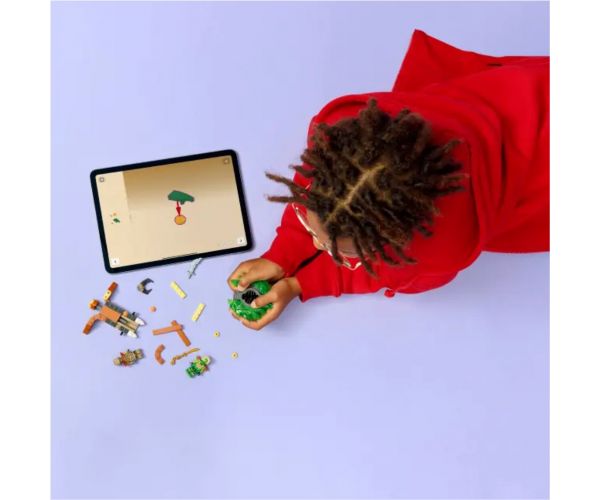 LEGO® Ninjago: Lloyd egy földszörny pörgettyűje ellen (71850)
