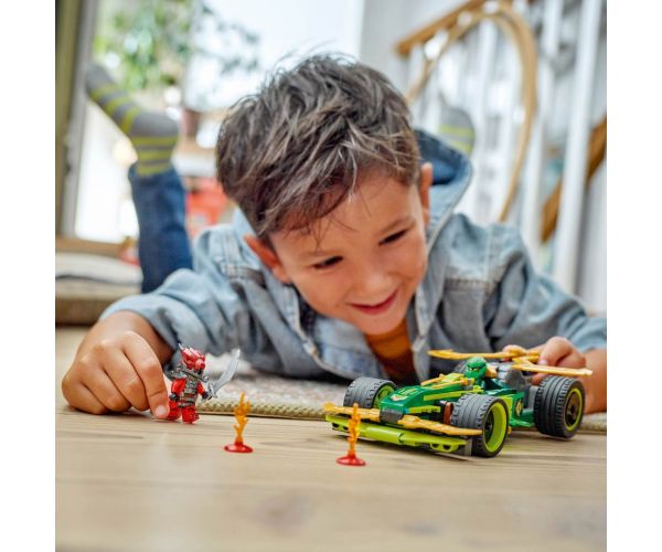 LEGO® Ninjago: Lloyd hátrahúzhatós versenyautója (71828)
