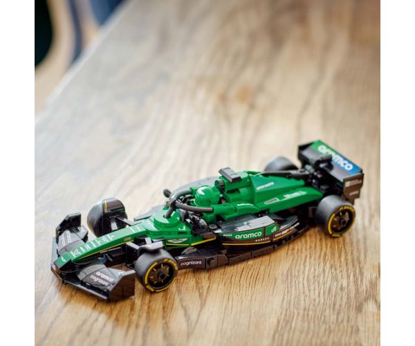 LEGO® Speed Champions: Aston Martin Aramco F1® AMR24 versenyautó (77245)