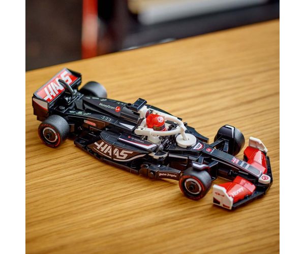 LEGO® Speed Champions: MoneyGram Haas F1® Team VF-24 versenyautó (77250)