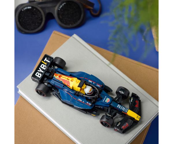 LEGO® Speed Champions: Oracle Red Bull Racing RB20 F1® versenyautó (77243)