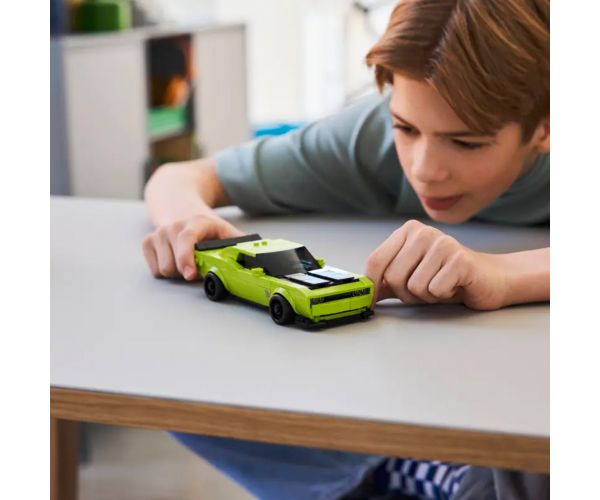 LEGO® Speed Champions: Dodge Challenger SRT Hellcat sportautó (77237)