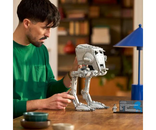 LEGO® Star Wars™: AT-ST™ lépegető (75417)