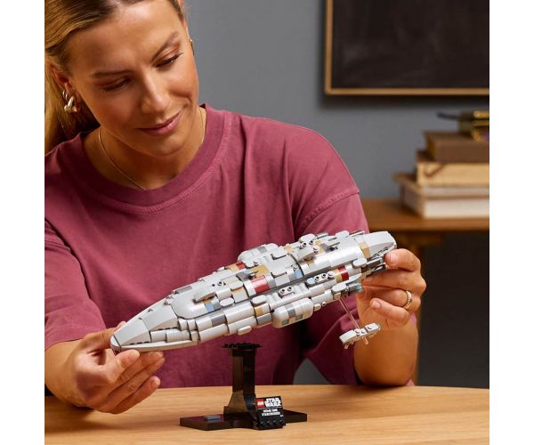 LEGO® Star Wars™: Home One-típusú csillagcirkáló (75405)