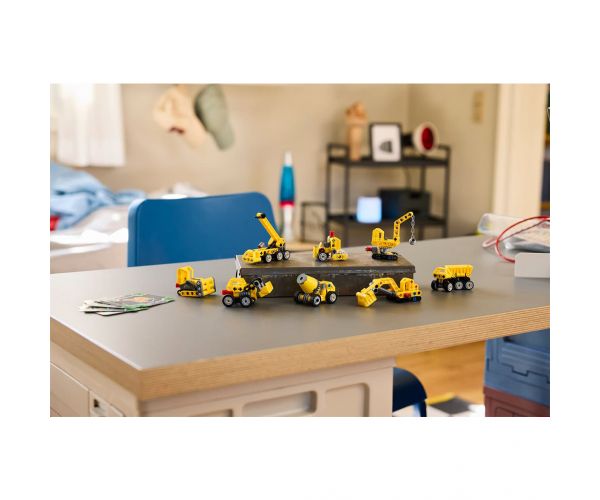 LEGO® Technic: Mini Munkagépek (42233)
