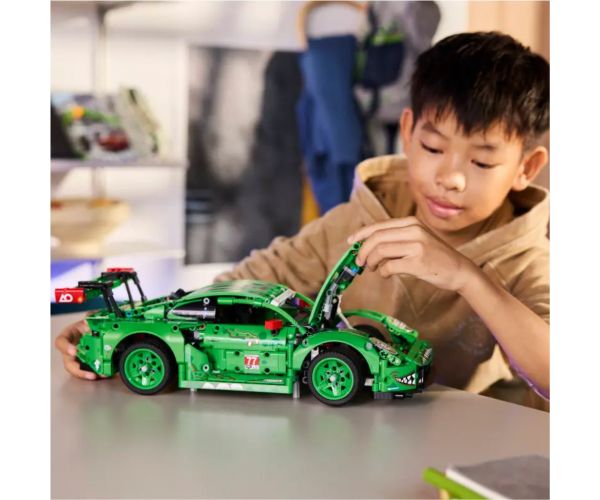 LEGO® Technic: Porsche 911 GT3 R REXY AO Racing autó (42224)
