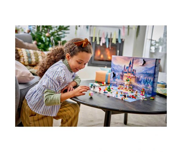 LEGO® Disney Hercegnők: Adventi naptár 2026 (43298)
