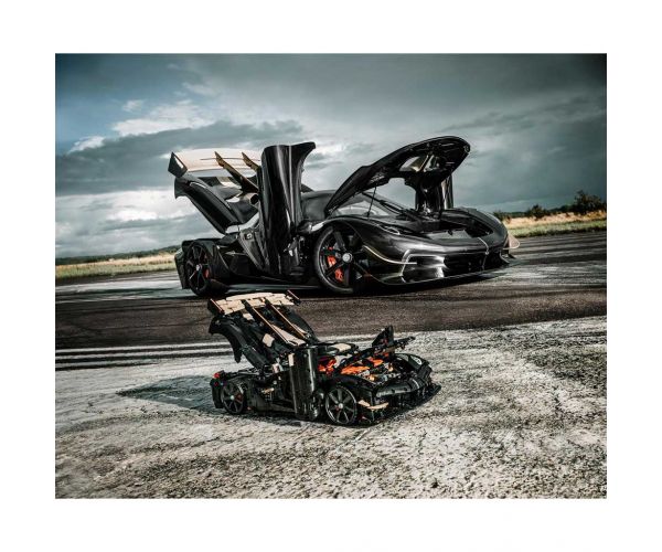 LEGO® Technic: Koenigsegg Sadair's Spear szuperautó (42232)
