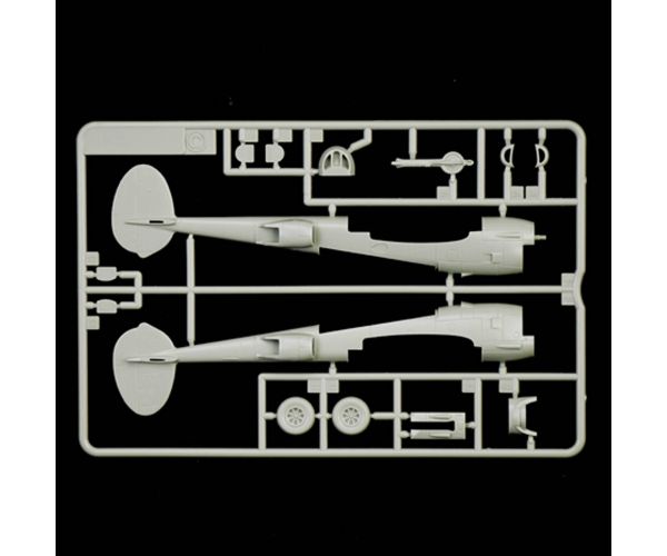 Italeri 1/72 P-38J Lightning repülőgép makett
