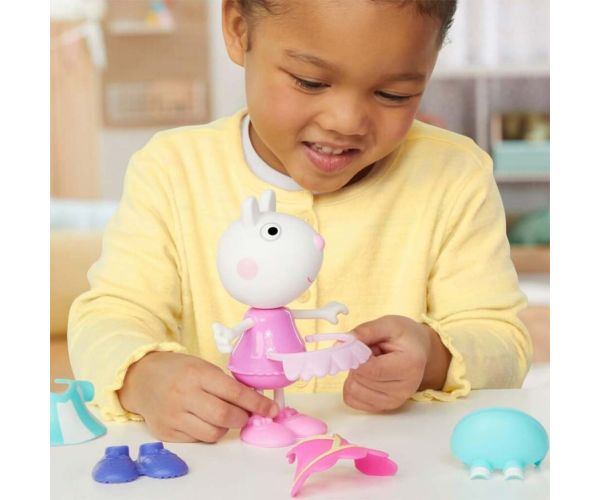 Peppa Malac: Kiöltözött Suzy figuraszett kiegészítőkkel - Hasbro