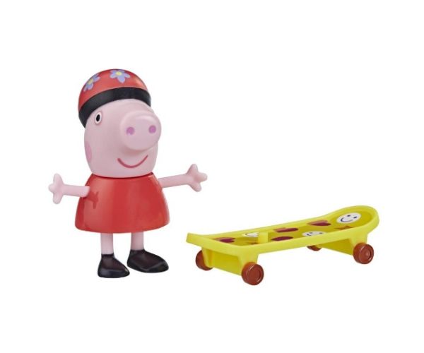 Peppa malac: Peppa malac bukósisakban gördeszkával figura szett - Hasbro