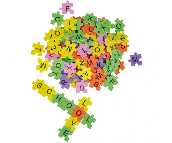 PlayBox: Színes szivacs puzzle elemek különböző színekkel és betűkkel 2000db 20x20mm