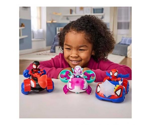 Póki és csodálatos barátai: Szuperhősök és járgányaik játékszett - Hasbro