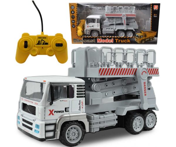 RC Távirányítós fém fülkés emelőkosaras teherautó fényeffektekkel 27MHz 1/12-es méretarány 32cm