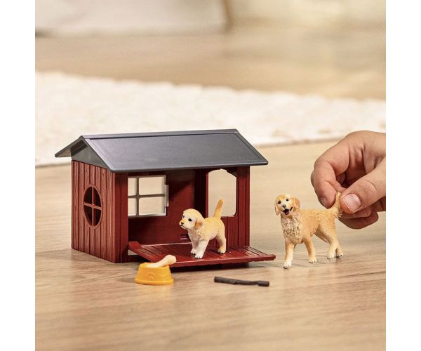 Schleich Farm World – Kutyaház Golden Retriever kutyusokkal játékszett (42722)