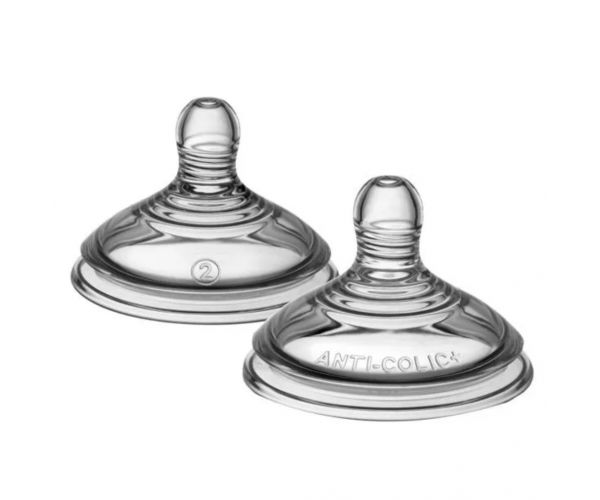 Tommee Tippee: Anti-Colic közepes folyású etetőcumi (3 hó+) 2 db